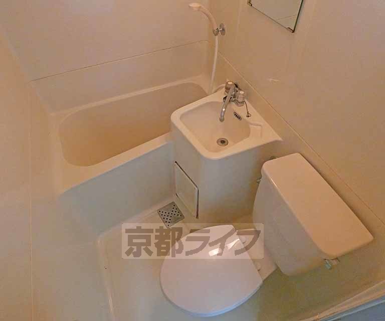 バス・シャワールーム　ユニットバスです。