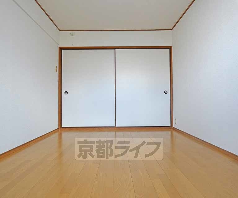 居室・リビング　綺麗な洋室です。