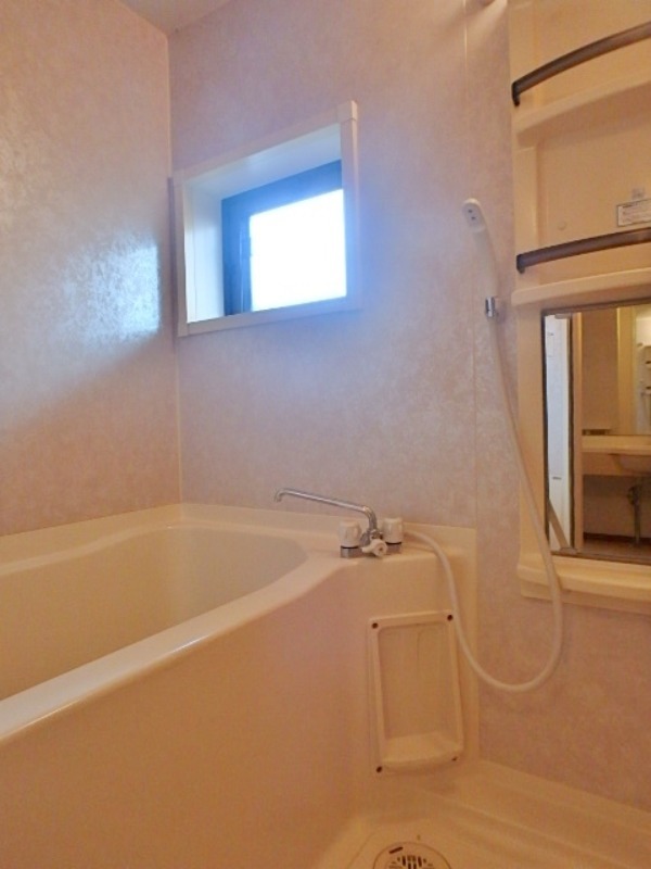 バス・シャワールーム　図面と現状に相違がある場合には現状を優先