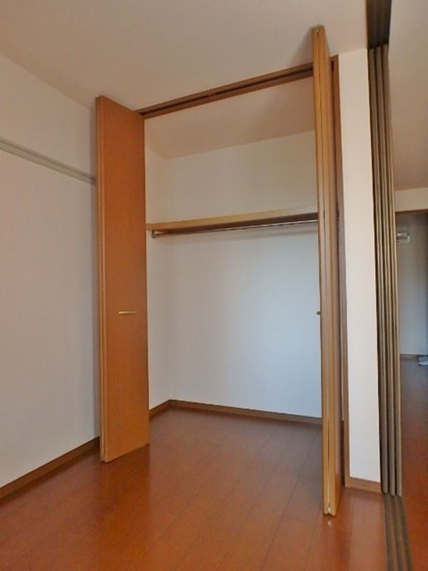 収納　図面と現状に相違がある場合には現状を優先