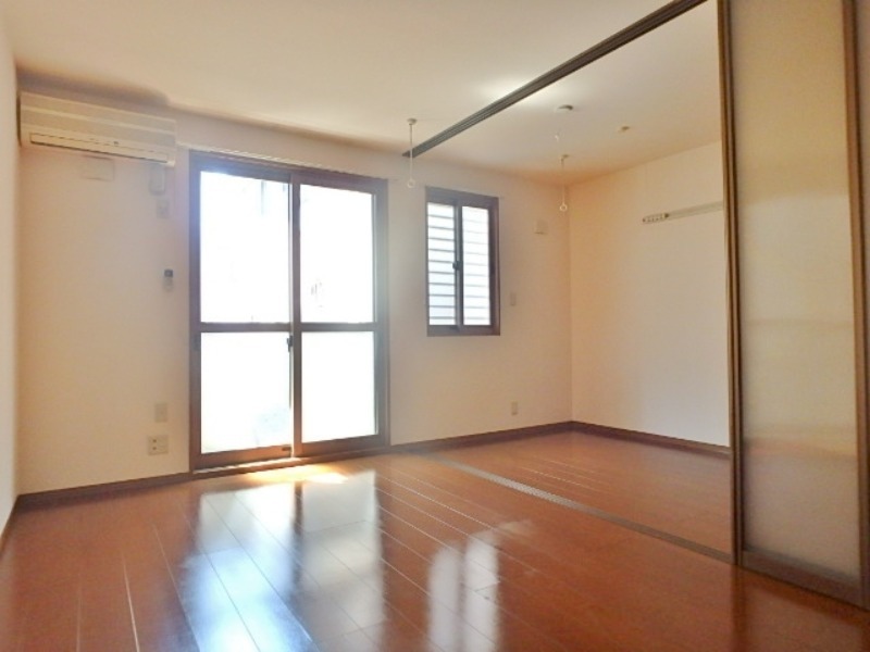 居室・リビング　図面と現状に相違がある場合には現状を優先