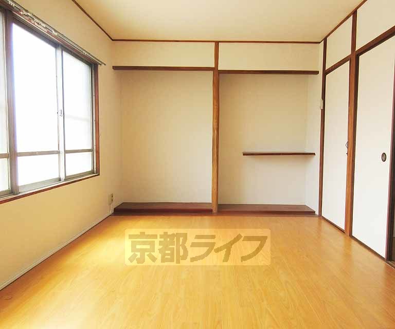 居室・リビング　広々としたお部屋！