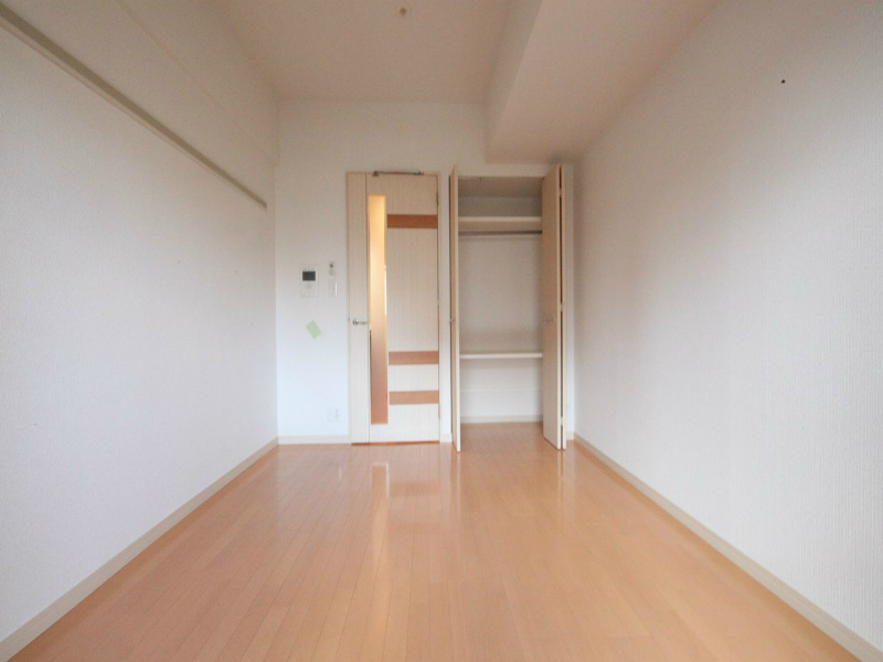 その他部屋・スペース　洋室6.2帖　クローゼット付（収納充実してます）