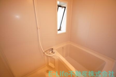 バス・シャワールーム　※別部屋写真添付