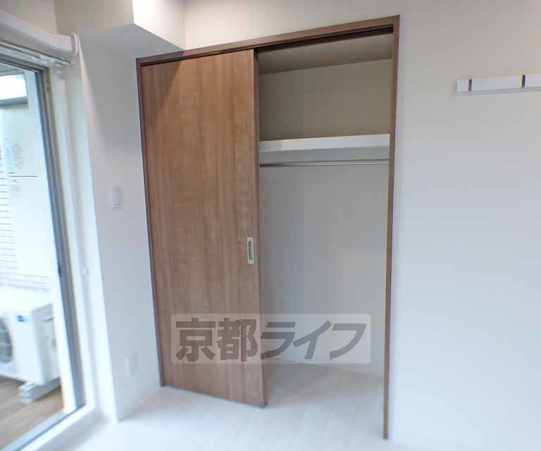 収納　天井高で大容量のクローゼットです。