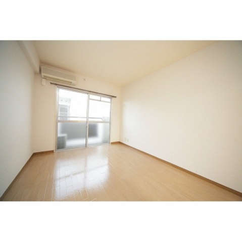 居室・リビング　居室