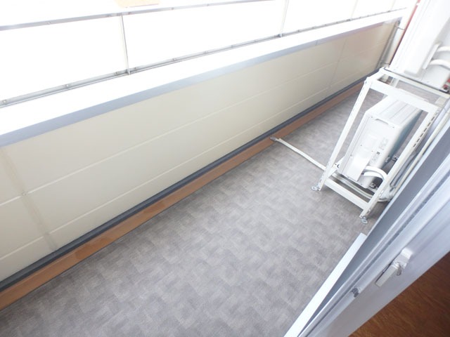 バルコニー　南向きで日当たり良好☆