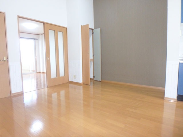 居室・リビング　１０帖のＬＤＫ！