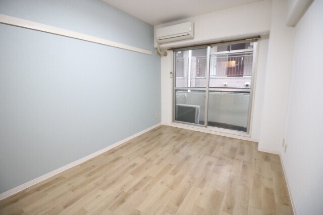 居室・リビング　※他のお部屋の写真です