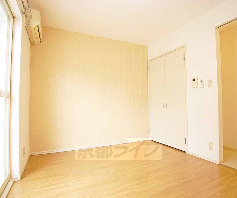 居室・リビング　室内です