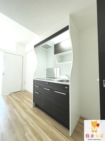 キッチン　「ただの部屋探しじゃない。“あなたの暮らし”探しです。」