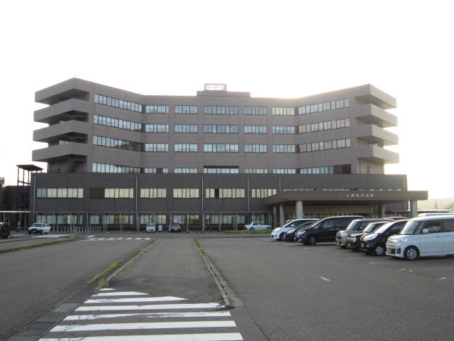 病院　上越総合病院（病院）まで2118m