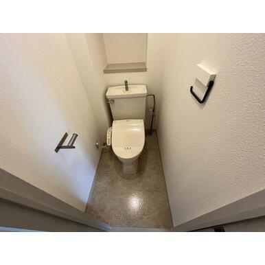 トイレ　ウォシュレット！