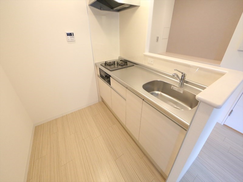 キッチン　システムキッチン（ガス2口コンログリル付）