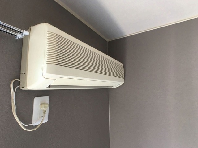 その他設備　エアコン１基