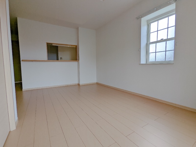 居室・リビング　図面と現状に相違がある場合には現状を優先