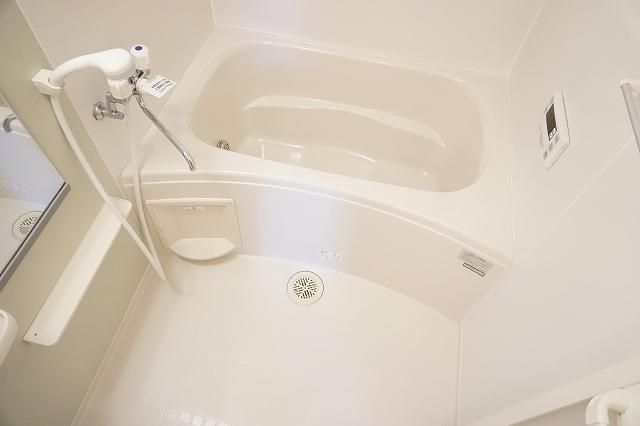 バス・シャワールーム　浴室