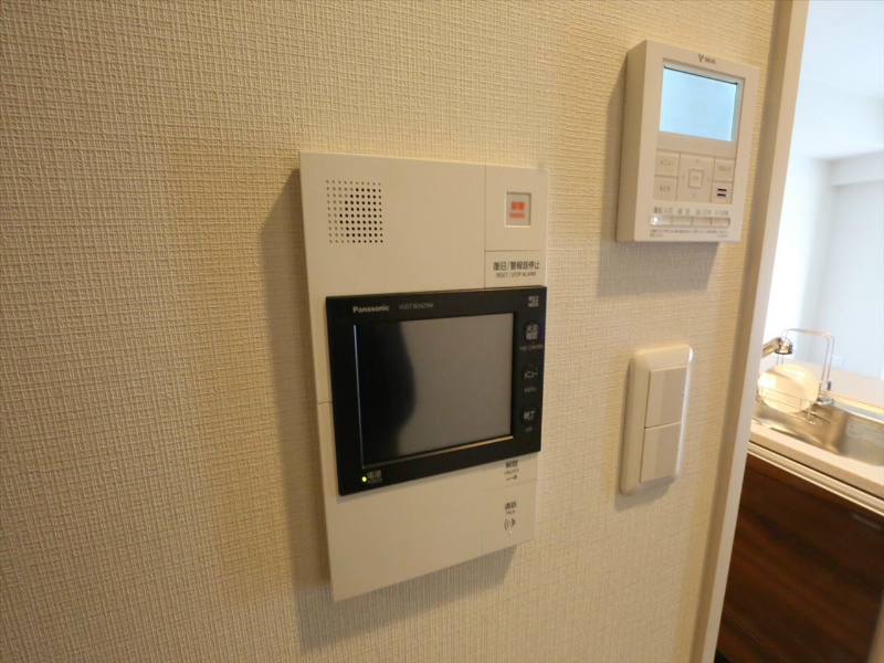 セキュリティ　セキュリティ　TVモニター付インターホン