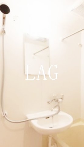 洗面設備　洗面台です。