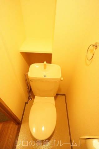 トイレ　別号室