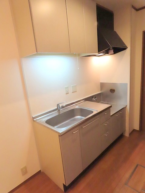 キッチン　★ガス２口コンロ設置可★