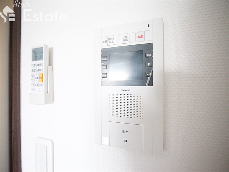 セキュリティ　モニター付きインターホン