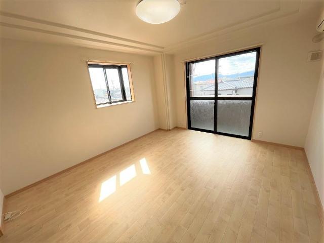 居室・リビング　洋室