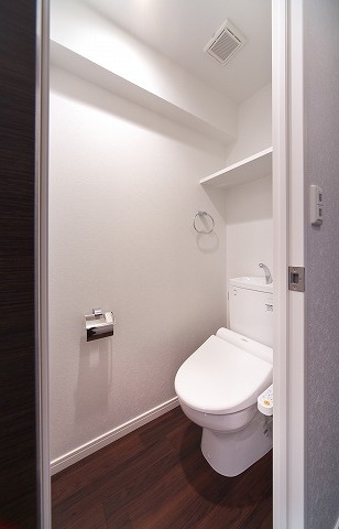 トイレ　清潔感のあるトイレです