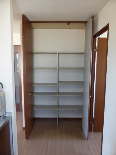 収納　リビング収納