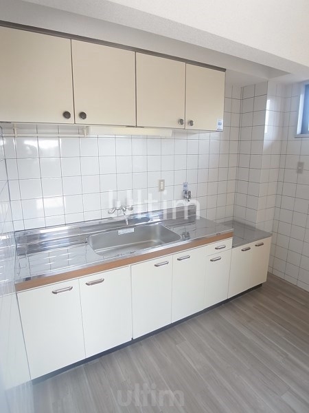 キッチン　他の部屋の写真です。