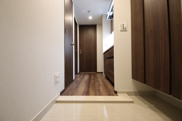 玄関　※別室の参考写真の為、現況優先です。