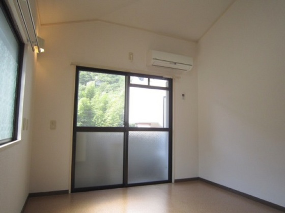 居室・リビング　※掲載写真は同マンション別部屋参考写真となります。