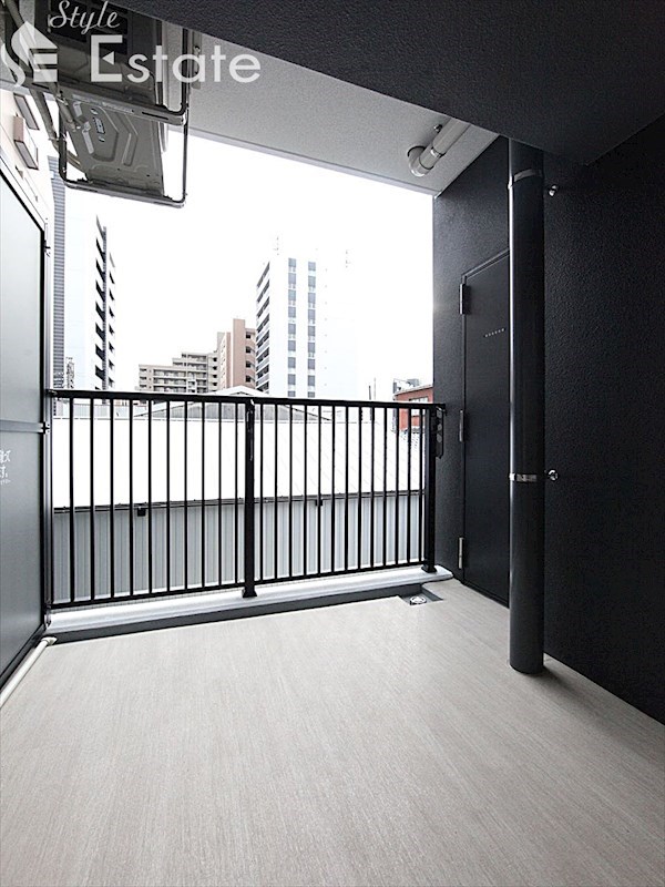 バルコニー　バルコニー