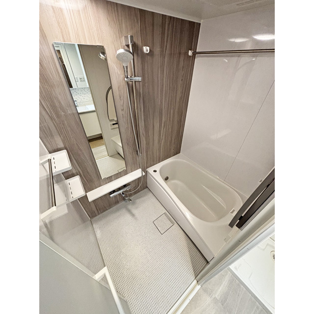 バス・シャワールーム　バス