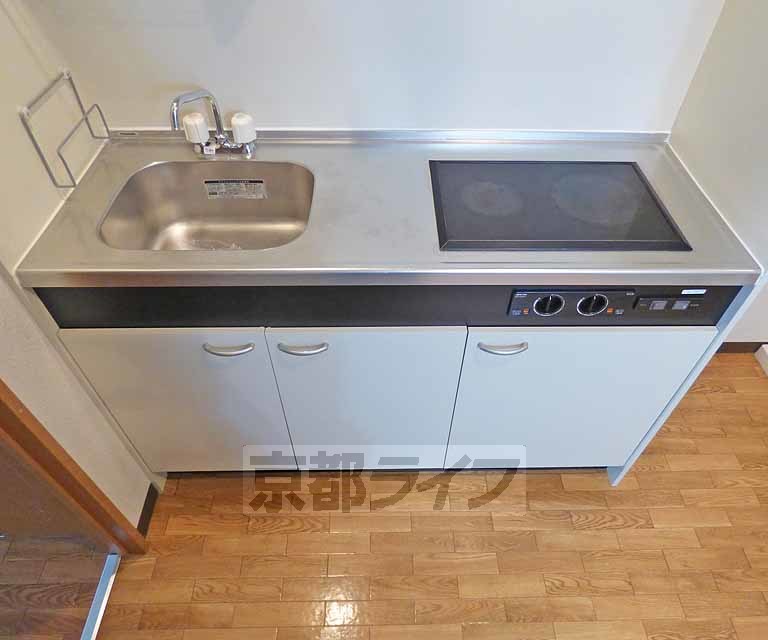 キッチン　キッチンです。