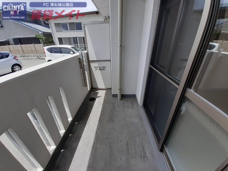 バルコニー　同型タイプの写真です