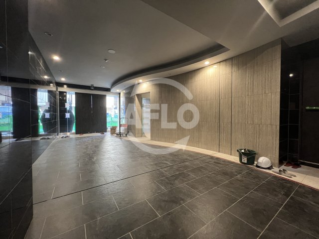 ロビー　セレニテ九条リアン　ロビー