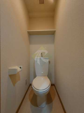 トイレ　スカイコートヌーベル新宿落合