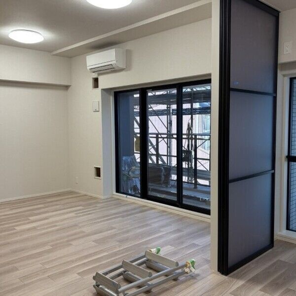 居室・リビング　初期費用分割可★ご希望の場所まで無料送迎サービス付♪