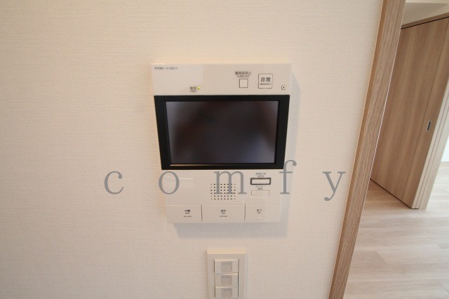 セキュリティ　モニター付きインターホン