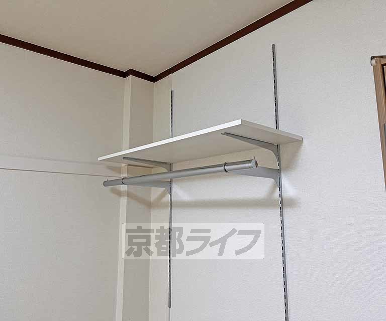 収納　居室内の棚収納です。