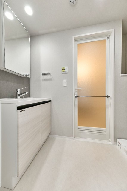 洗面設備　※写真は同タイプ住戸です。