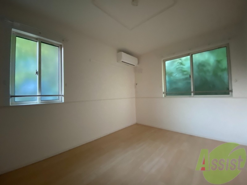 その他部屋・スペース　寝室には６帖の洋室をお使いください！使いやすい広さです！