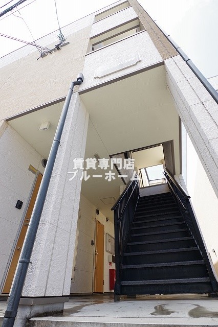 建物外観　2011年建築の木造のアパートです！