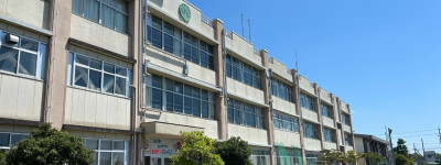 小学校　磐田市立竜洋西小学校（小学校）まで1959m