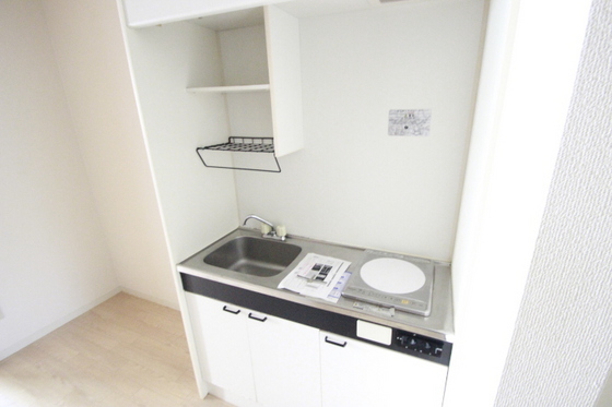 キッチン　※別部屋の写真です