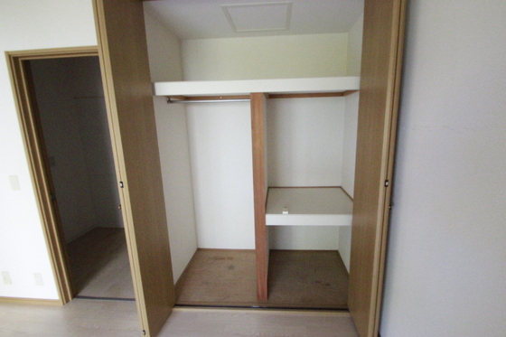 収納　※別部屋の写真です