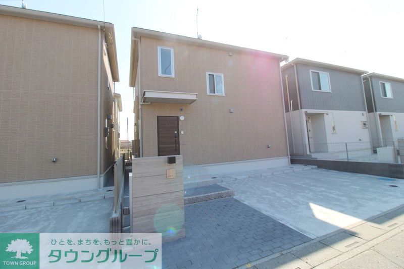 エントランス　駐車場