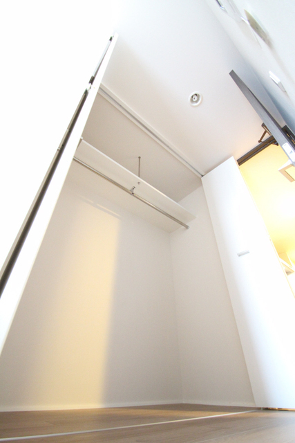 収納　洋室の収納