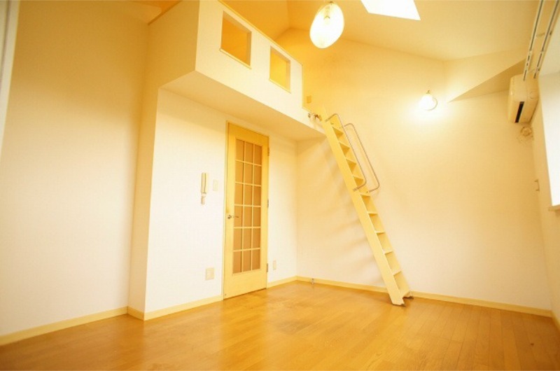 居室・リビング　別号室